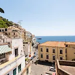 Apartament Luimar House